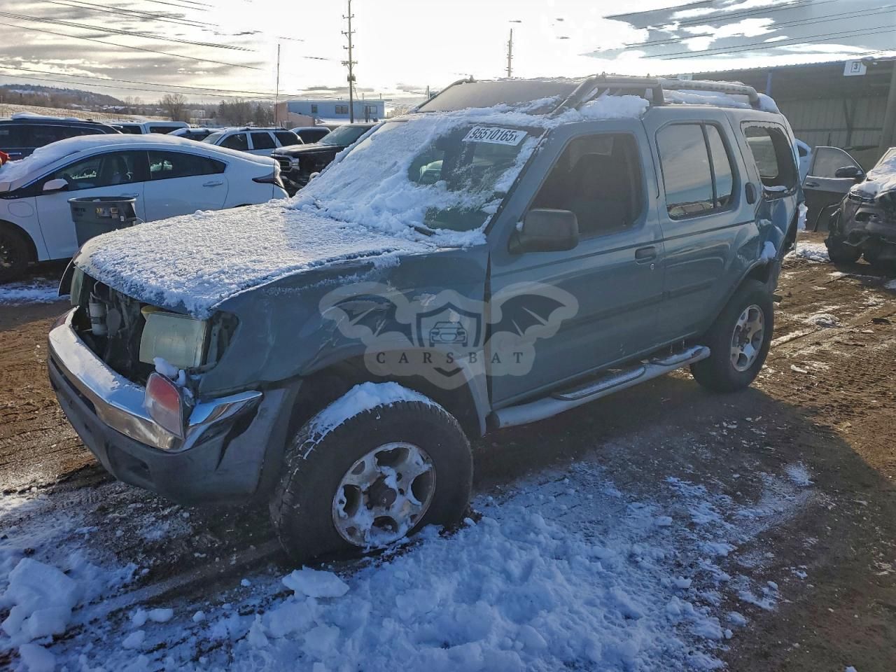 Nissan Xterra XE 3.3L 6 2001