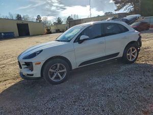 Porsche Macan 2.0L 4 2021