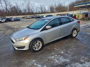 Ford Focus SE 2.0L 4 2015