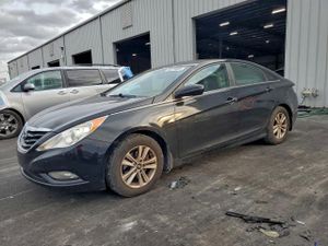Hyundai Sonata GLS 2.4L 4 2013