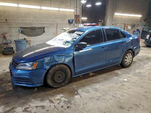 Volkswagen Jetta BASE 2 L 4 2015