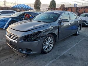 Nissan Maxima S 3.5L 6 2014