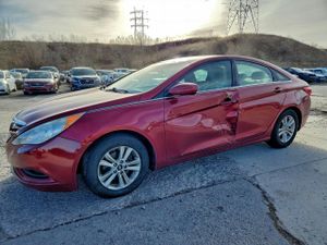 Hyundai Sonata GLS 2.4L 4 2013