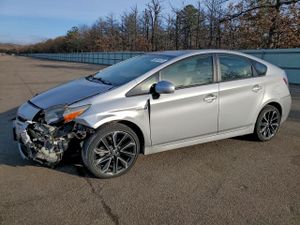 Toyota Prius 1.8L 4 2012