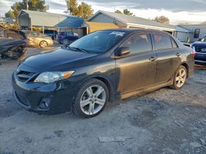 Toyota Corolla BASE 1.8L 4 2013