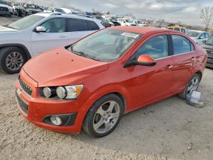 Chevrolet Aveo (Sonic) LTZ 1.4L 4 2013