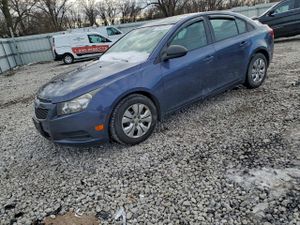 Chevrolet Cruze LS 1.8L 4 2014