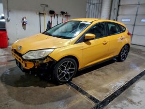 Ford Focus SE 2.0L 4 2012