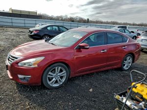 Nissan Altima 3.5S 3.5L 6 2013