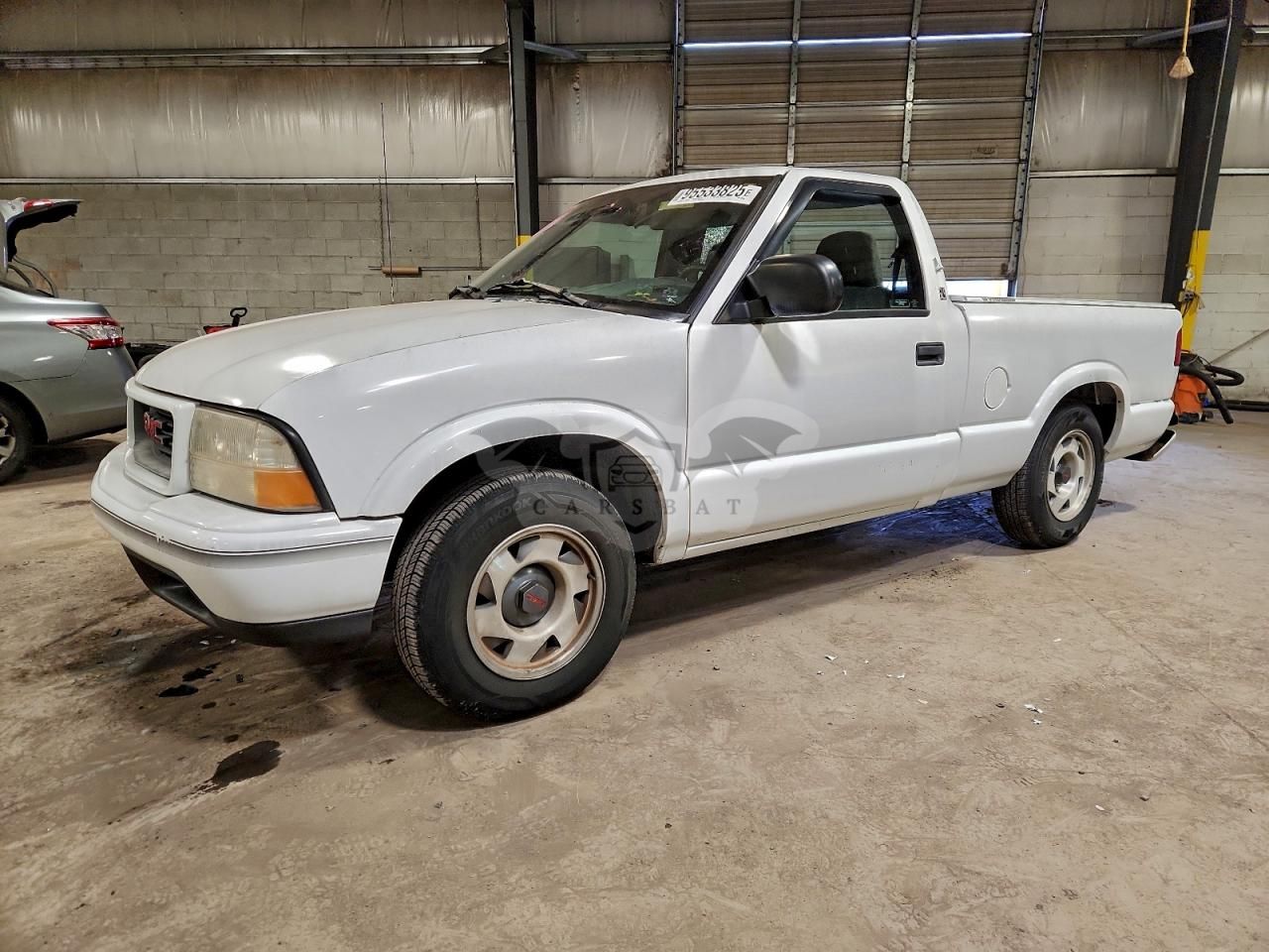 GMC Sonoma 2.2L 4 1999