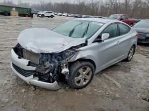 Hyundai Elantra GLS 1.8L 4 2013