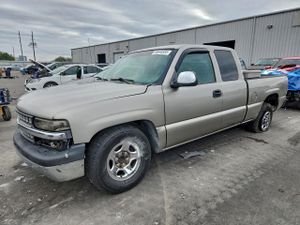 Chevrolet Silverado 1500 C1500 4.8L 8 2002