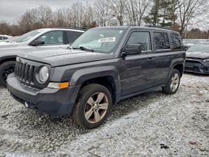 Jeep Patriot LATITUDE 2.4L 4 2015