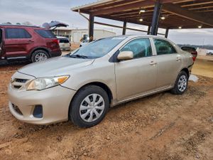 Toyota Corolla BASE 1.8L 4 2012
