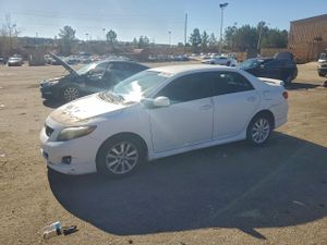 Toyota Corolla BASE 1.8L 4 2010