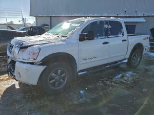 Nissan Titan S 5.6L 8 2014