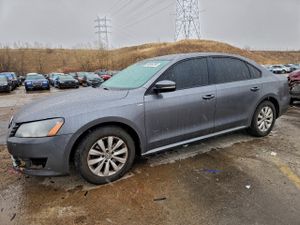Volkswagen Passat S 1.8L 4 2015