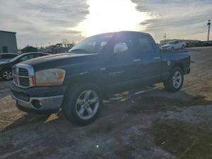 Dodge RAM ST 5.7L 8 2006