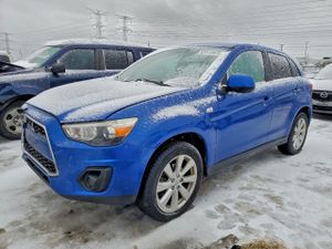 Mitsubishi Outlander ES 2.0L 4 2015