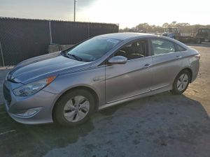 Hyundai Sonata HYBRID 2.4L 4 2013