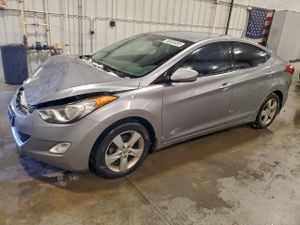 Hyundai Elantra GLS 1.8L 4 2013