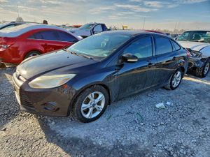 Ford Focus SE 2.0L 4 2014