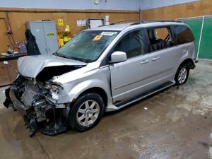 Chrysler Town & Country TOURING PLUS 3.8L 6 2010