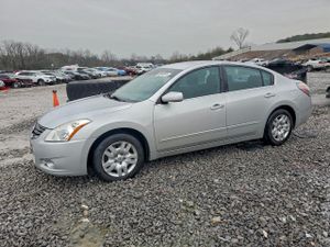 Nissan Altima BASE 2.5L 4 2012