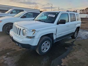 Jeep Patriot SPORT 2.4L 4 2013