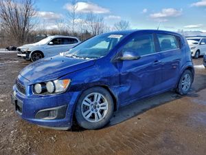 Chevrolet Aveo (Sonic) LT 1.8L 4 2013