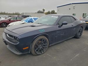 Dodge Challenger SXT 3.6L 6 2012