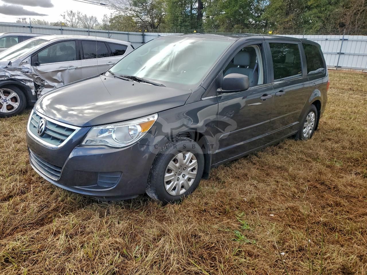 Volkswagen Routan S 3.6L 6 2012