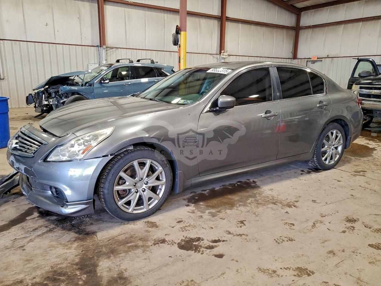 Infiniti G37 3.7L 6 2013