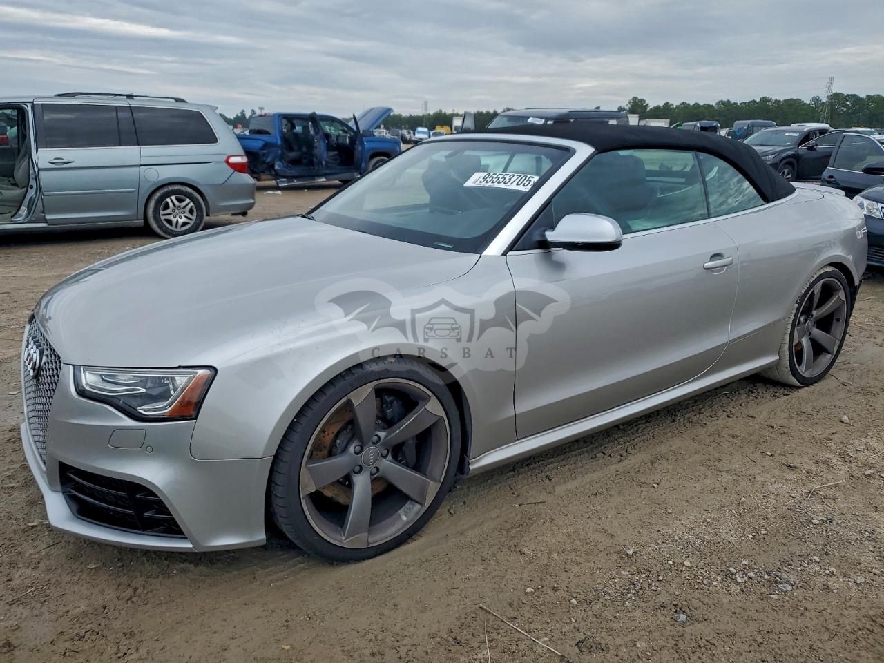 Audi RS5 4.2L 8 2014