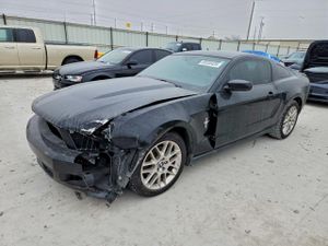 Ford Mustang 3.7L 6 2012