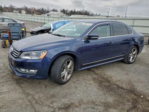 Volkswagen Passat SE 1.8L 4 2015
