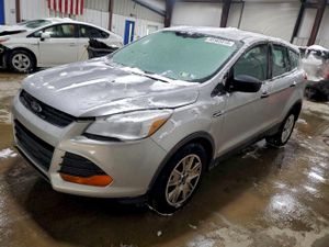 Ford Escape S 2.5L 4 2014