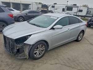 Hyundai Sonata GLS 2.4L 4 2013