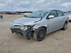 Toyota Corolla BASE 1.8L 4 2011