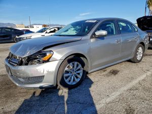 Volkswagen Passat S 1.8L 4 2014