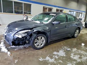 Nissan Altima BASE 2.5L 4 2011