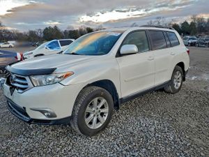 Toyota Highlander BASE 3.5L 6 2013
