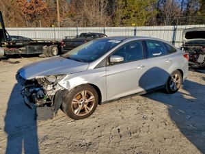 Ford Focus SE 2.0L 4 2014