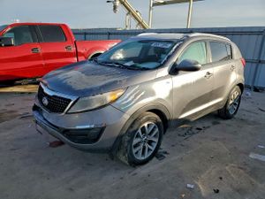 Kia Sportage LX 2.4L 4 2015