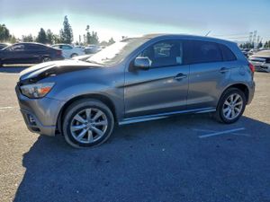 Mitsubishi Outlander SE 2.0L 4 2012