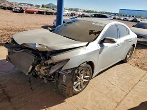 Nissan Maxima S 3.5L 6 2010