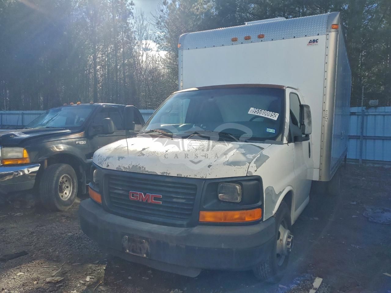 GMC Savana CUTAWAY G3500 6.0L 8 2010