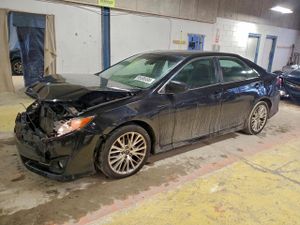 Toyota Camry SE 3.5L 6 2012