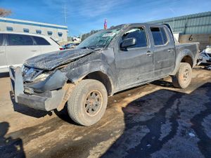 Nissan Frontier S 4.0L 6 2015