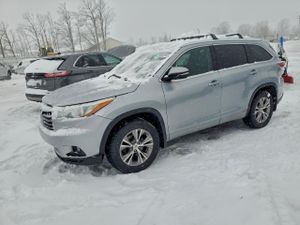 Toyota Highlander XLE 3.5L 6 2015